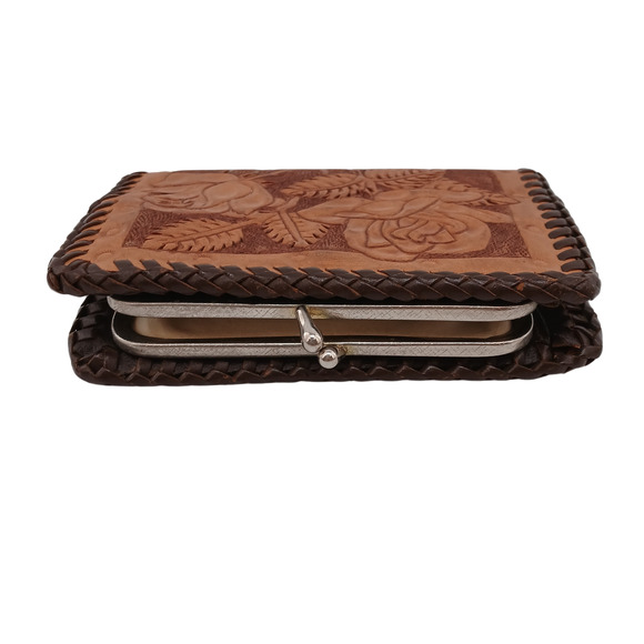 VTG Ladies Hand Tooled Leather Clutch Wallet Coin Purse Rose Design 5"x3.75"x1" - Picture 6 of 10